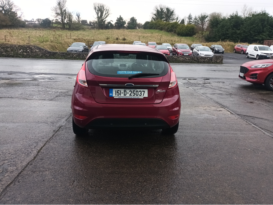 2015 Ford Fiesta - image 7