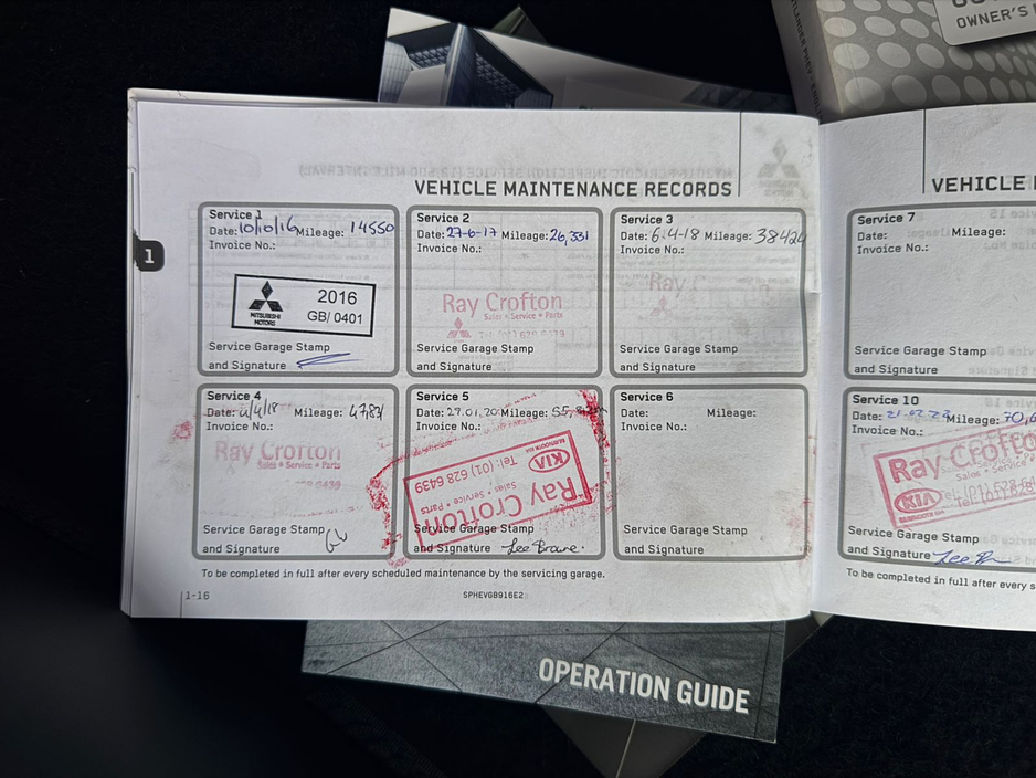 2016 Mitsubishi Outlander - image 27