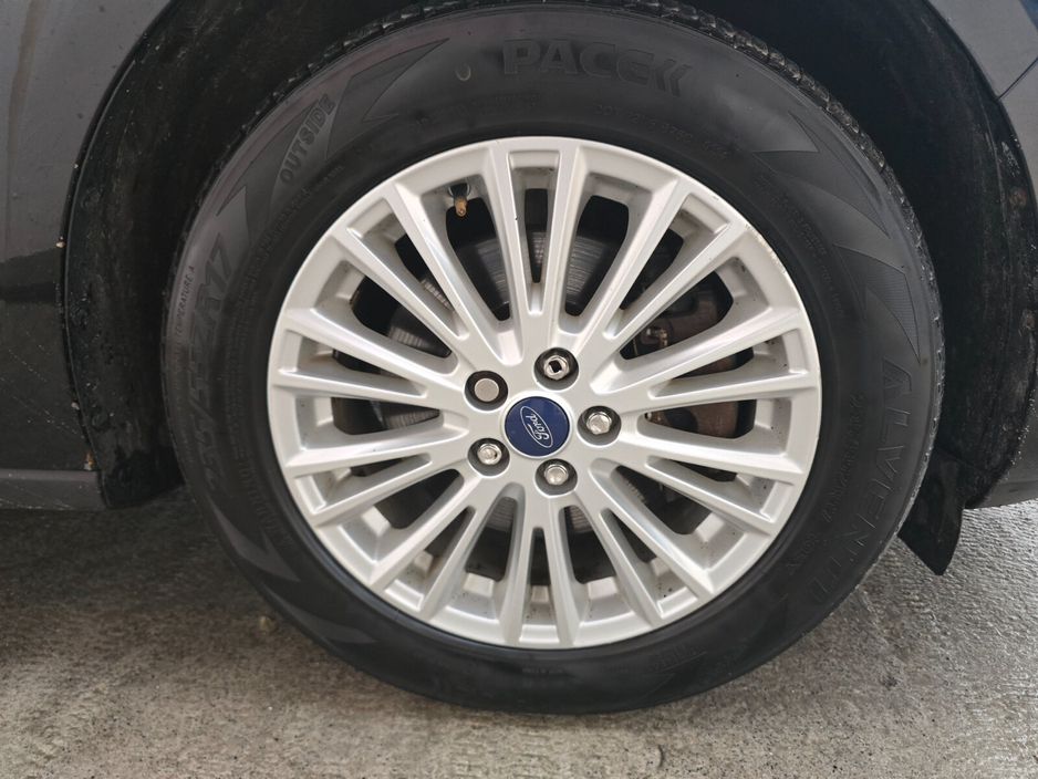 2017 Ford S-Max 2.0 TDCi 150PS Zetec €12,950