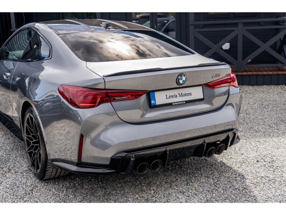 2024 BMW M4 - image 9