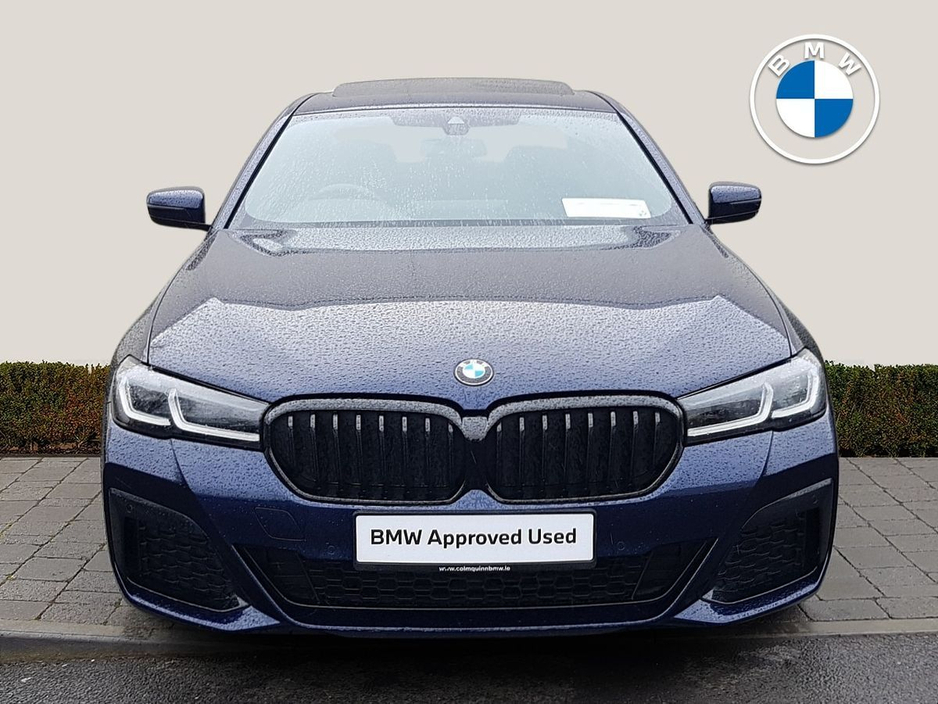 2021 BMW 5 Series - image 14