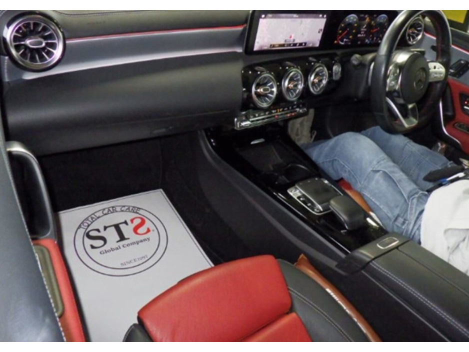 2020 Mercedes-Benz A Class - image 9