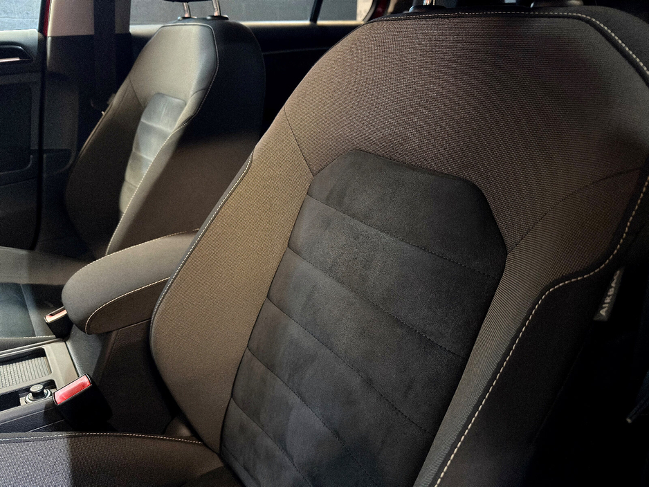 2015 Volkswagen Golf 1.4 TSI 5DR 150HP Highline €15,900