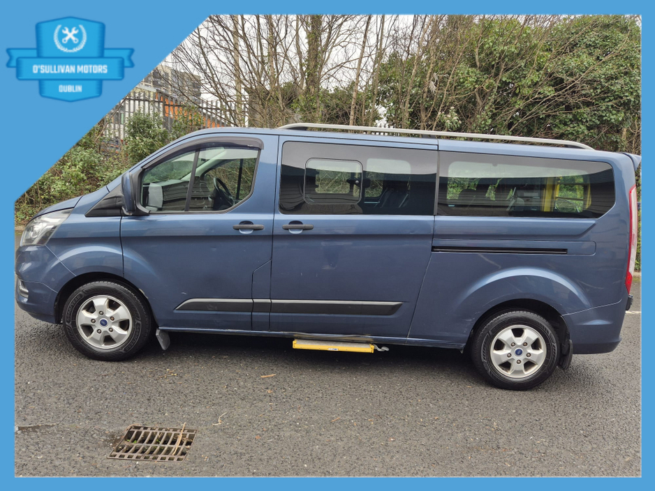 2022 Ford Transit Custom - image 5