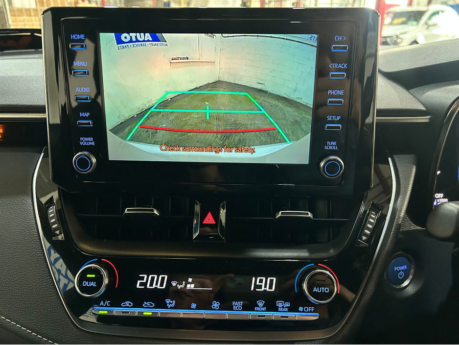 2022 Toyota Corolla - image 11