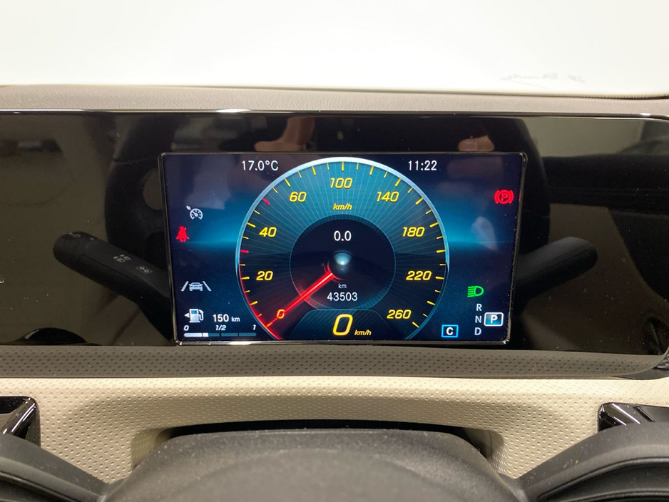 2020 Mercedes-Benz CLA Class - image 8