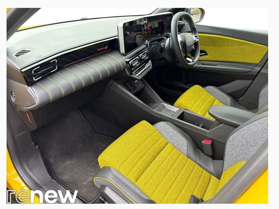 2025 Renault 5 - image 5