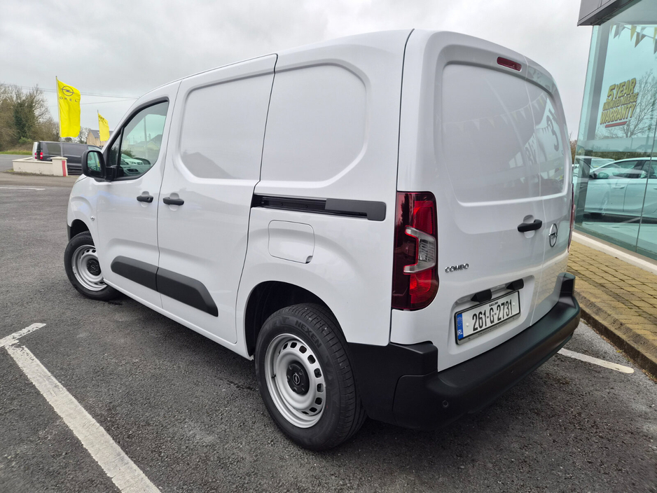2026 Opel Combo - image 5