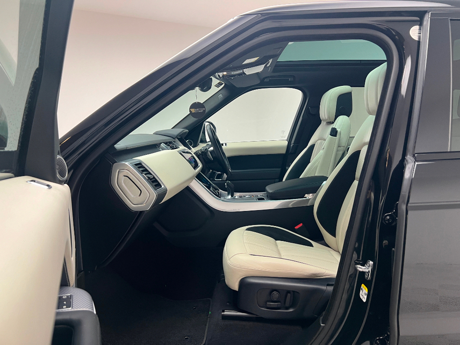 2020 Land Rover Range Rover Sport HSE P400E €43,990