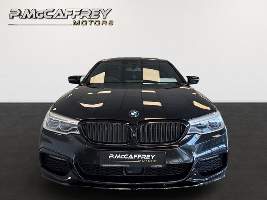 2020 BMW 5 Series - image 2