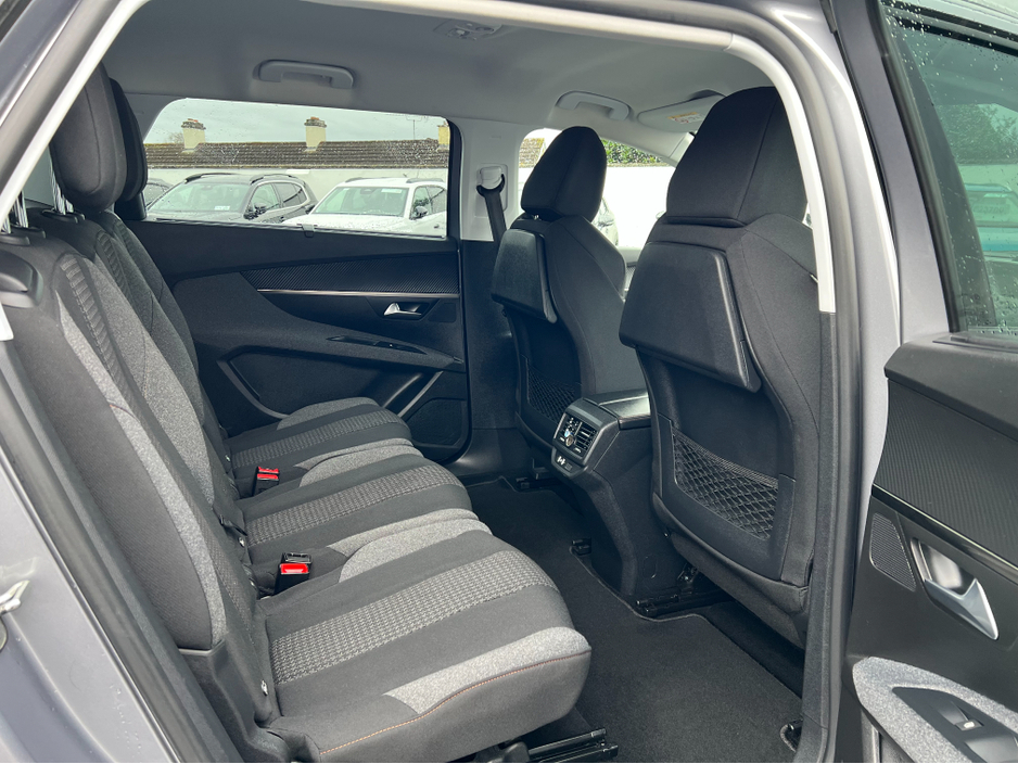 2020 Peugeot 5008 ACTIVE 1.5 BLUE HDI 130 6 6.2 4DR €23,950