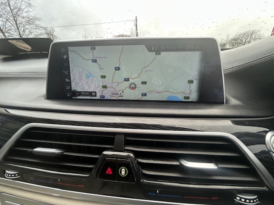 2017 BMW 7 Series  €26,945