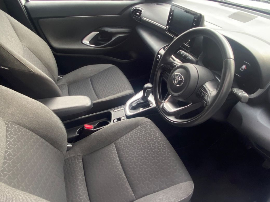 2022 Toyota Yaris Cross Luna Sport Hybrid Auto €24,900