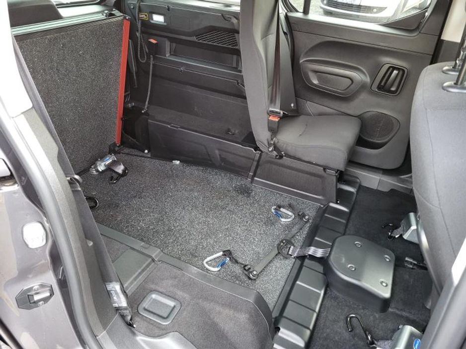 2024 Citroen Berlingo - image 13