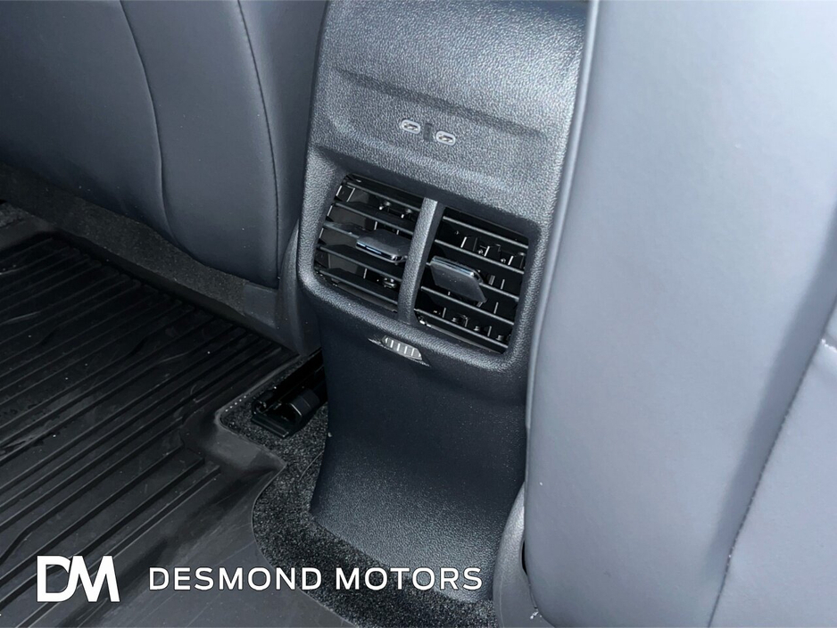 2025 Ford Explorer PREMIUM EV AWD €43,250