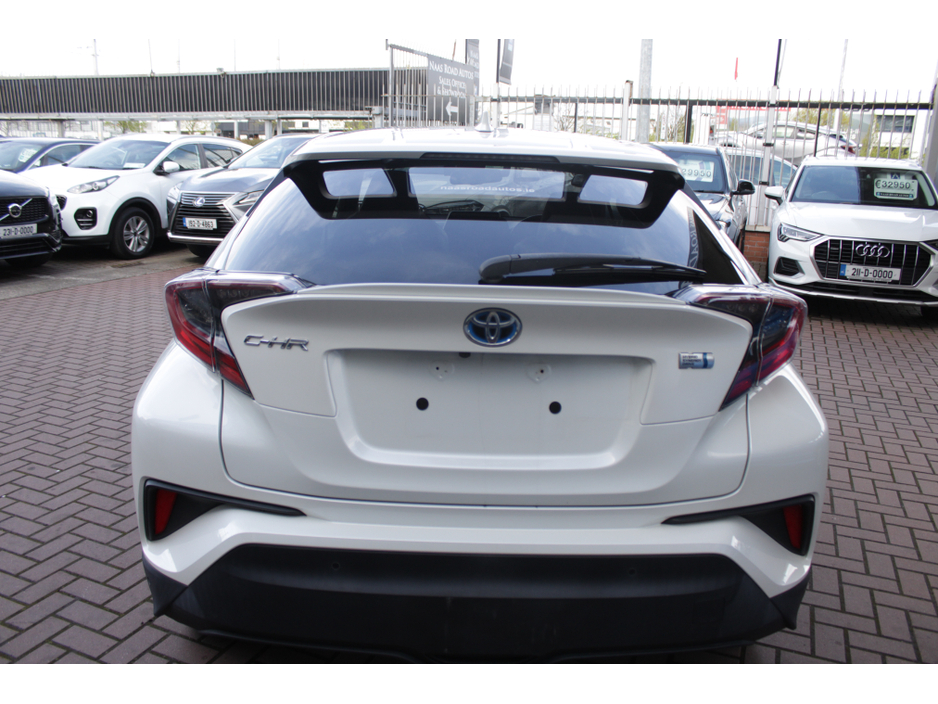 2017 Toyota C-HR - image 5