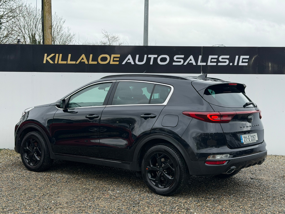 2021 Kia Sportage - image 5