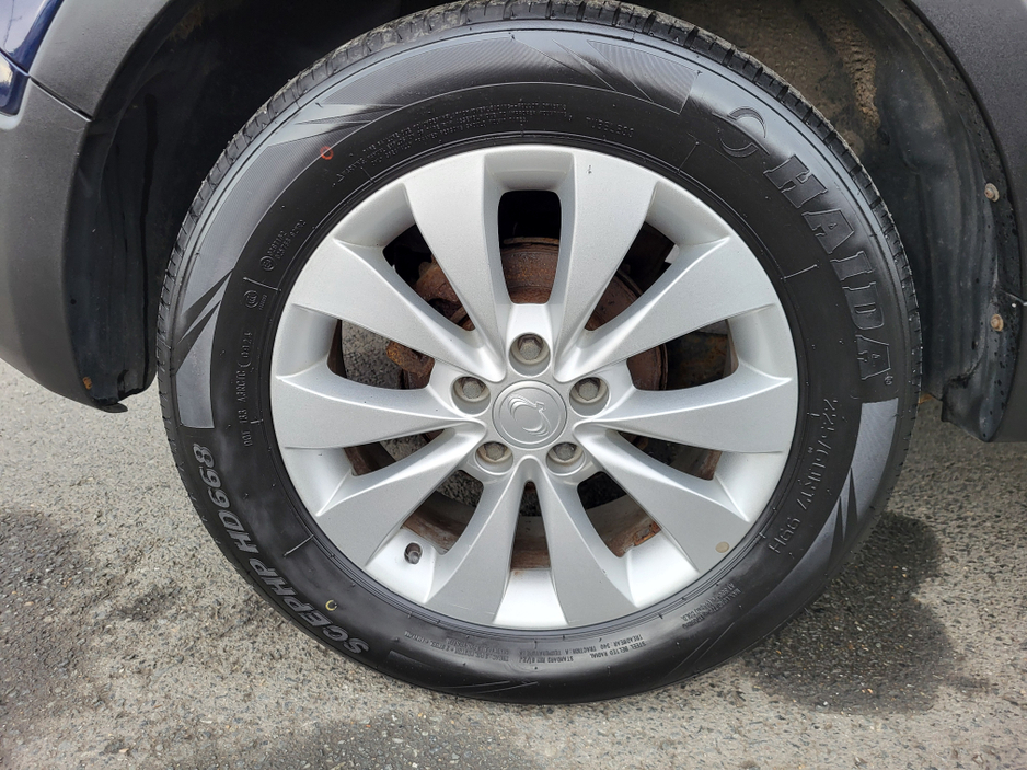 2018 Ssangyong Korando - image 12