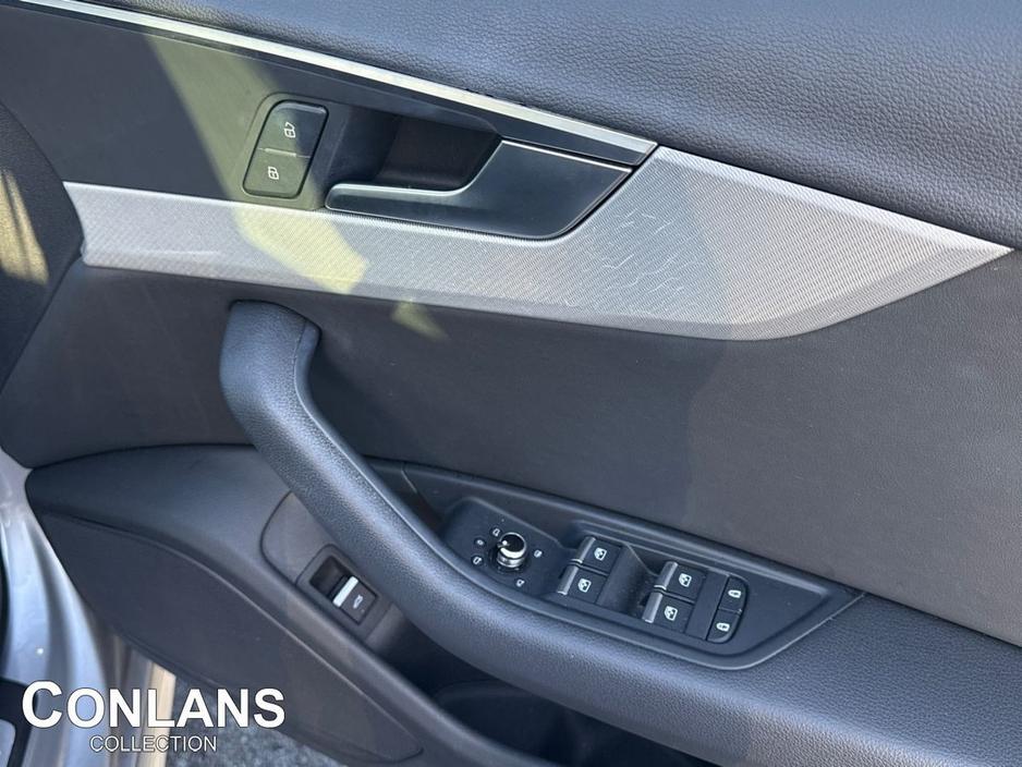 2020 Audi A4 - image 18