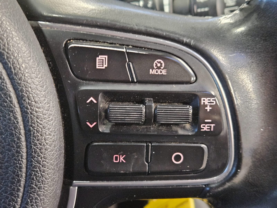 2018 Kia Sportage - image 9