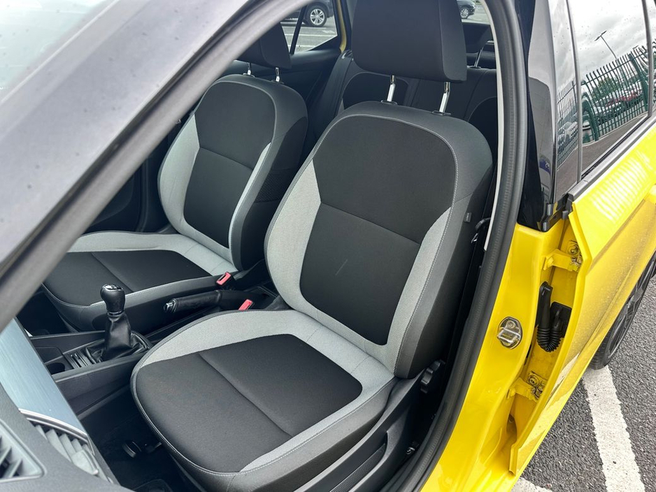 2016 Skoda Fabia - image 20