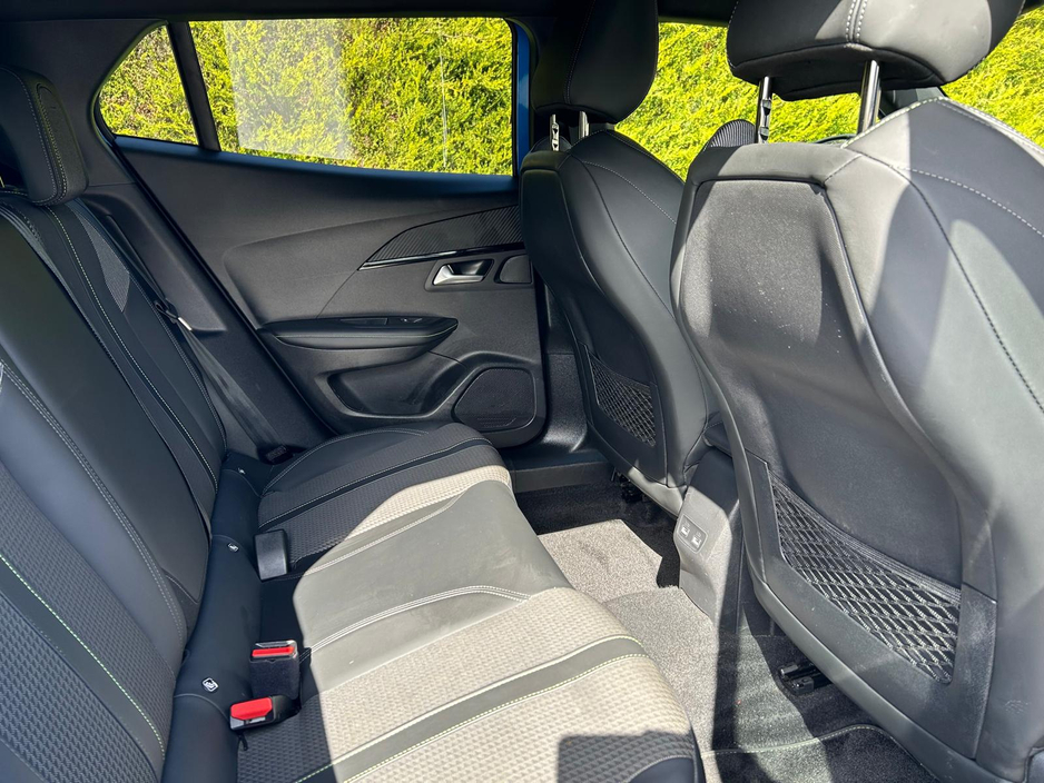 2023 Peugeot 2008 - image 28