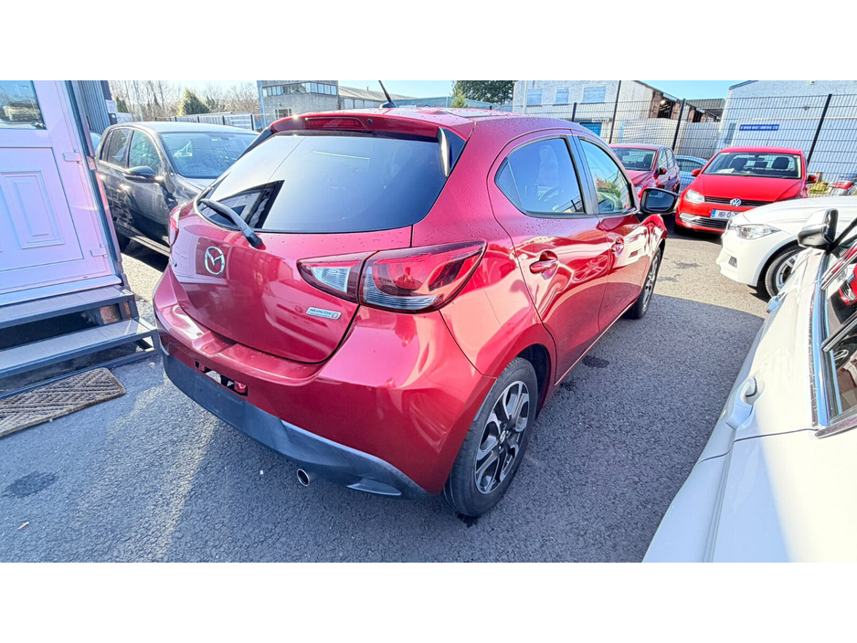 2015 Mazda Demio - image 8