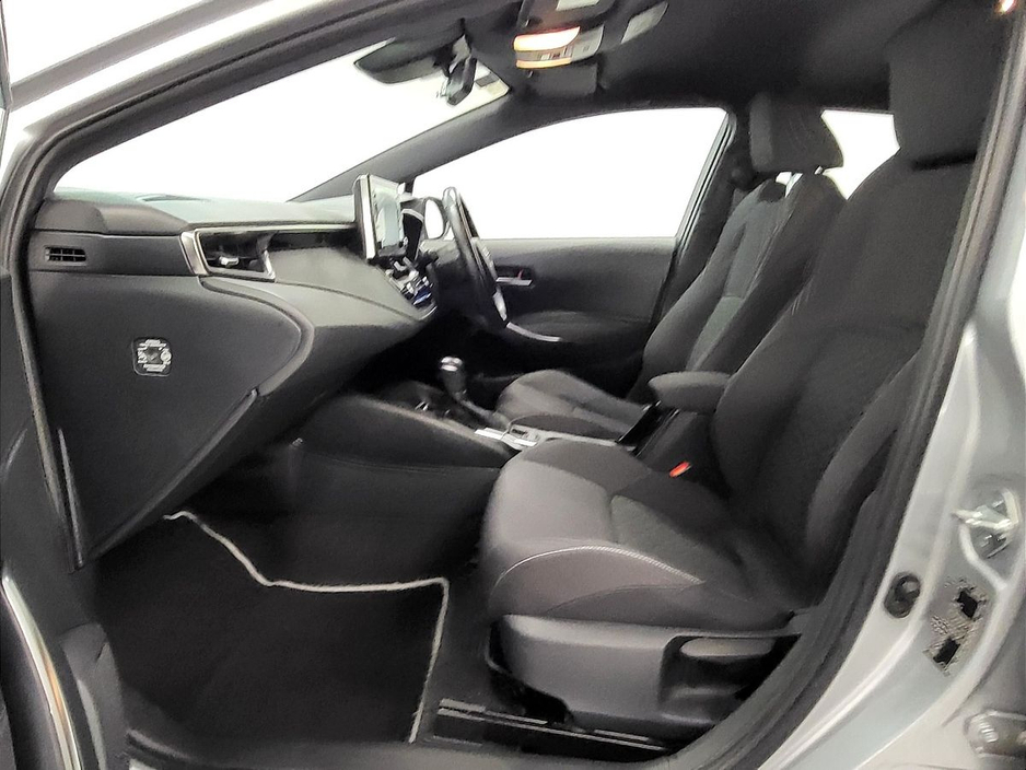 2022 Toyota Corolla 1.8 Hybrid Luna Hatchback €23,975