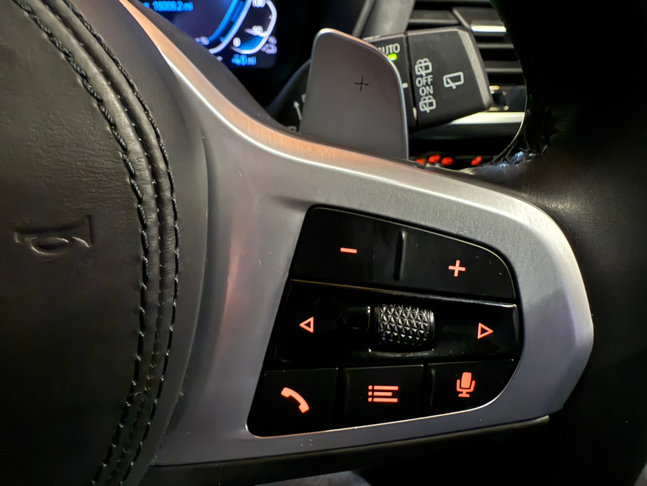 2021 BMW X3 - image 17