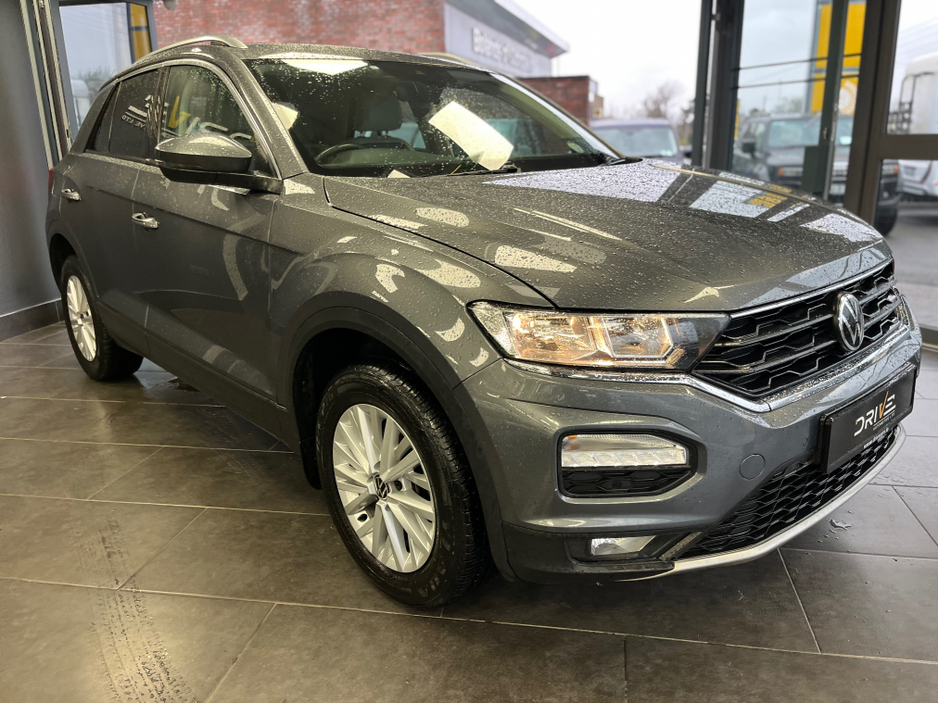2022 Volkswagen T-Roc DESIGN SPORT 1.0 TSI 110HP €19,900