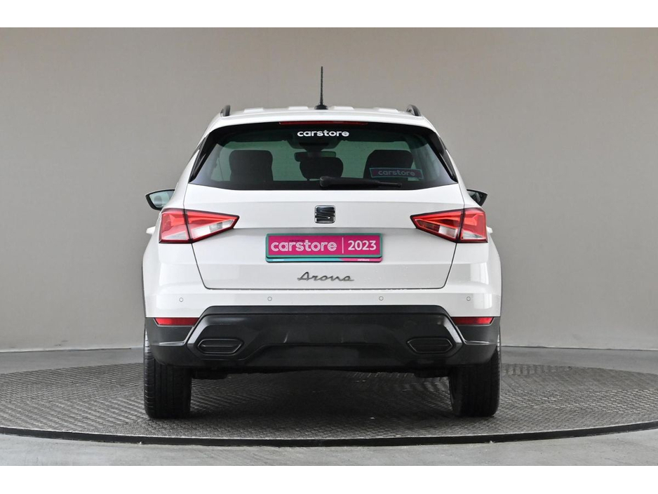 2023 SEAT Arona - image 8