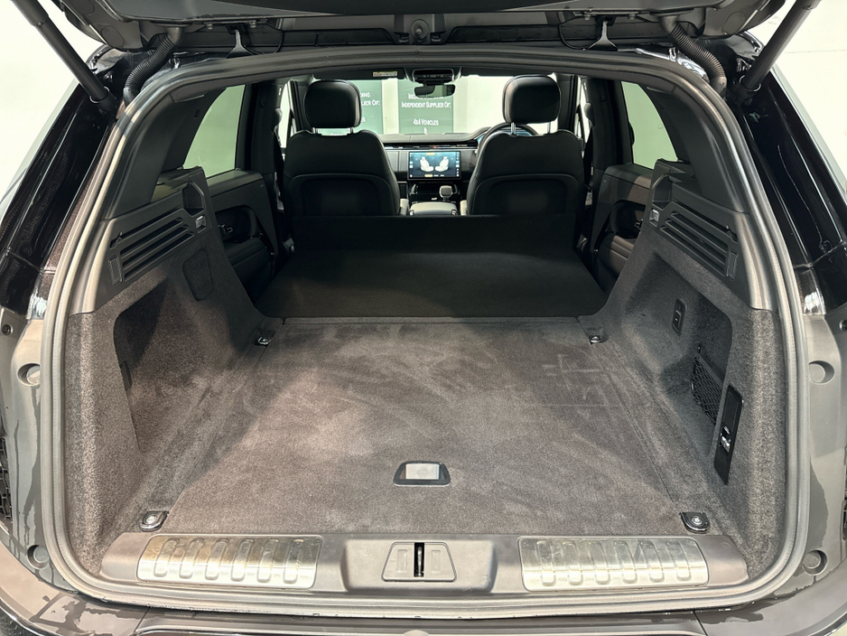 2026 Land Rover Range Rover Sport - image 25