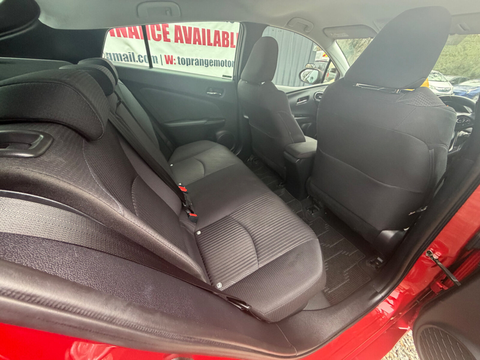 2019 Toyota Prius - image 9