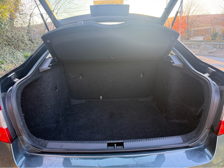 2018 Skoda Octavia - image 14