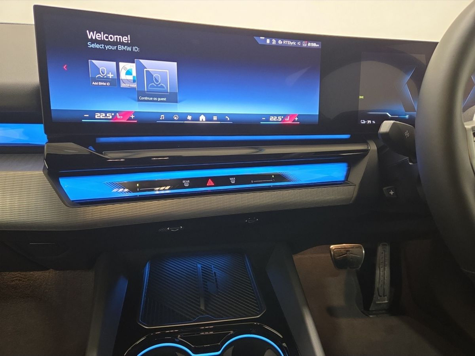 2025 BMW i5 M60 Saloon €82,950