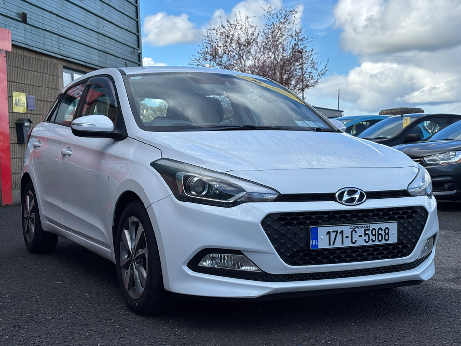 2017 Hyundai i20 - image 4