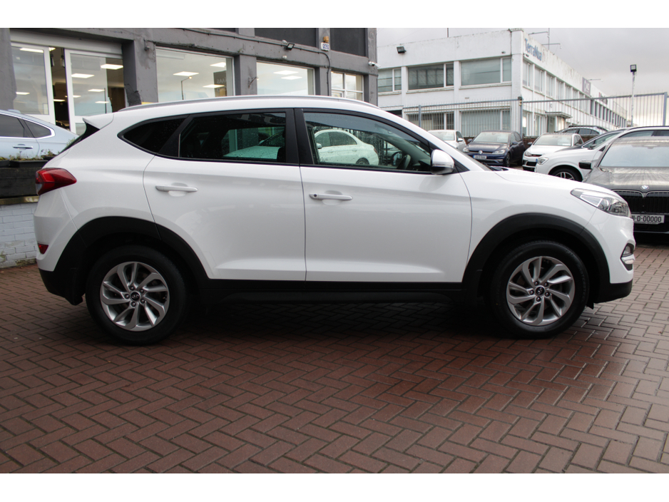 2017 Hyundai Tucson 1.7CRDI EXECUTIVE PLUS //WHITE WITH BLACK LEATHER //IMMACULATE CONDITION  // BUY WITH CONFIDENC AA AND SIMI APPROVED DEALER 2025 // FINANCE ARRANGED // ALL TRADE INS WELCOME // €13,950