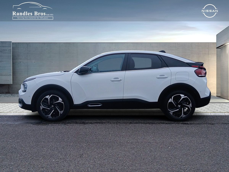 2024 Citroen C4 - image 3