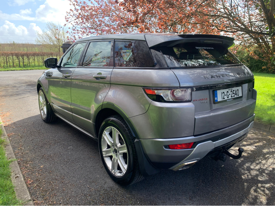 2012 Land Rover Range Rover - image 4