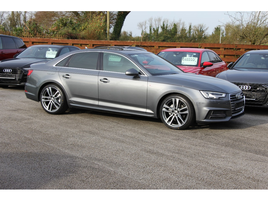 2016 Audi A4 - image 17