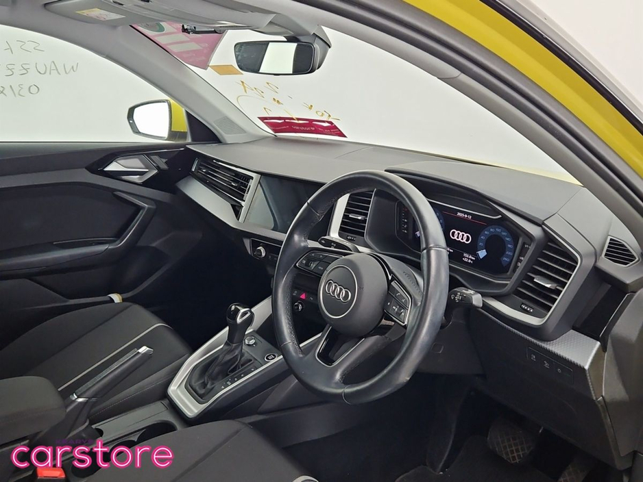 2021 Audi A1 - image 9