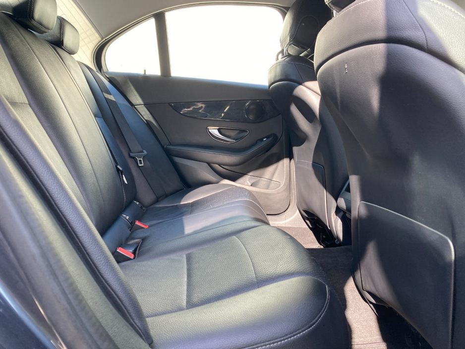 2016 Mercedes-Benz C Class - image 29