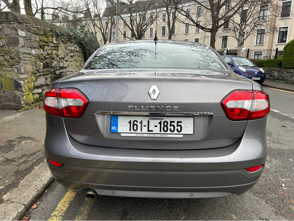 2016 Renault Fluence - image 7