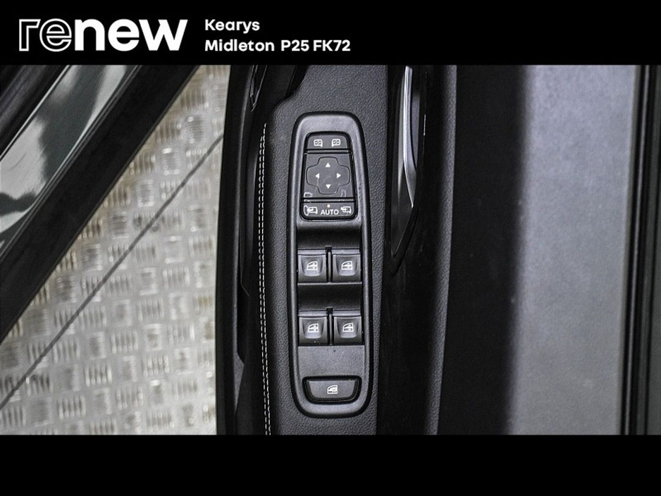 2023 Dacia Duster - image 15