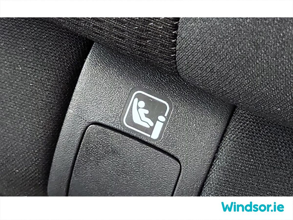 2025 Nissan Qashqai - image 17