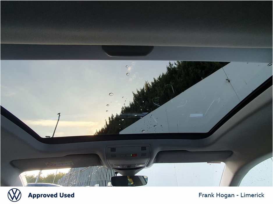 2022 Volkswagen Arteon - image 14