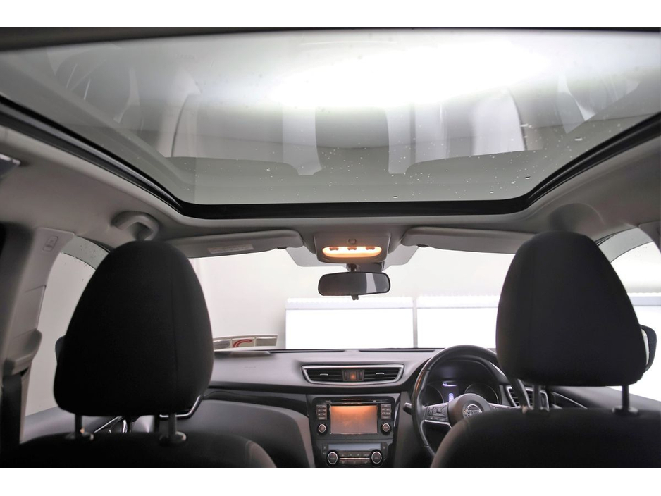 2018 Nissan Qashqai 1.5 DSL SV 6SPD *PANORAMIC ROOF*REVERSE CAM*SAT NAV* €14,490