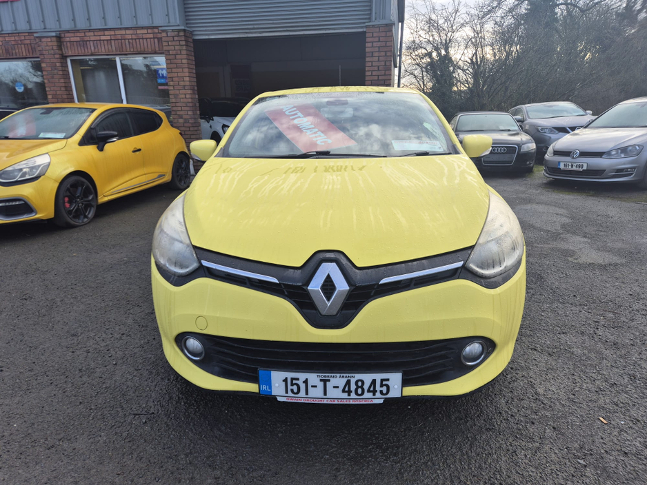 2015 Renault Clio - image 10