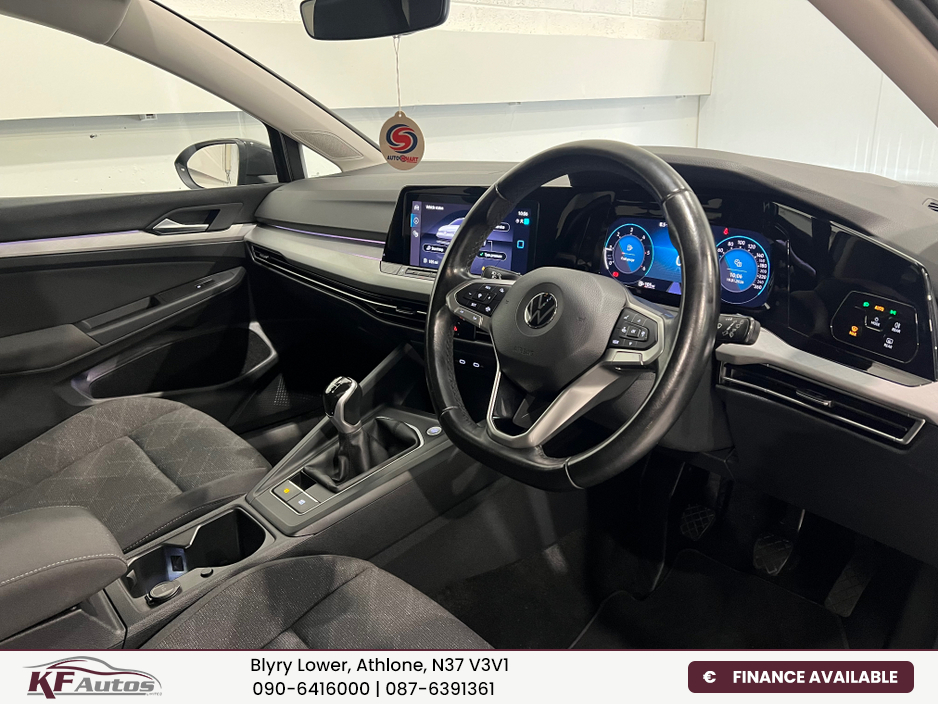 2022 Volkswagen Golf 2022 Volkswagen Golf Life 2.0TDI 6 Speed Manual 115bhp 5dr - 222 Reg €24,995