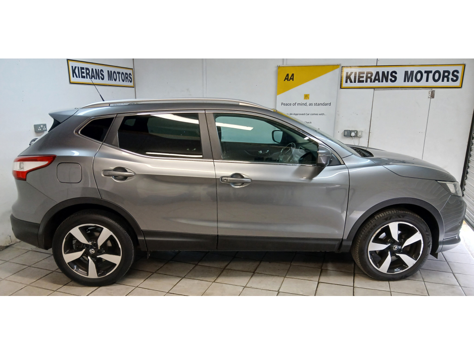 2017 Nissan Qashqai - image 6